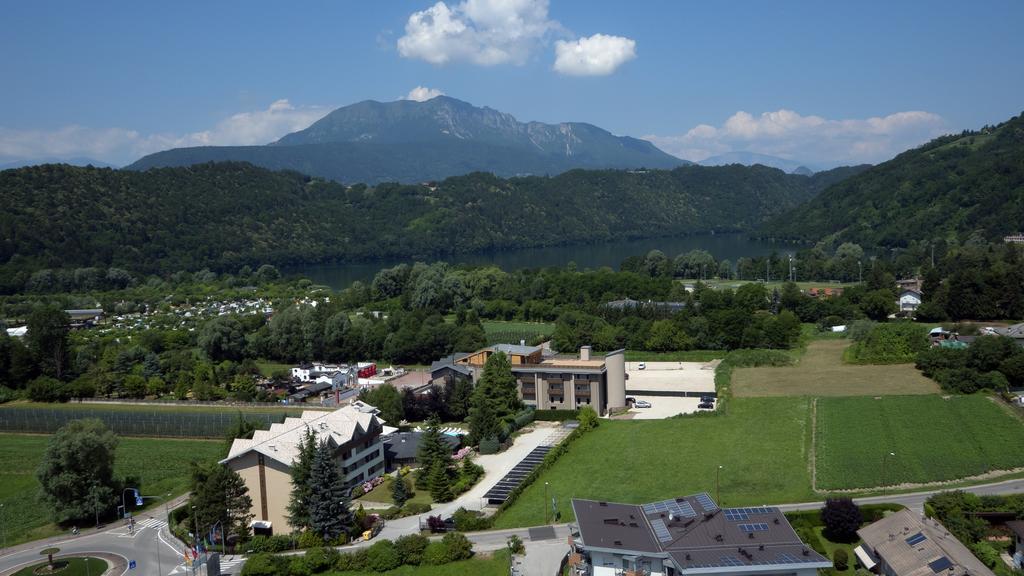 Hotel Bavaria 레비코온천 외부 사진
